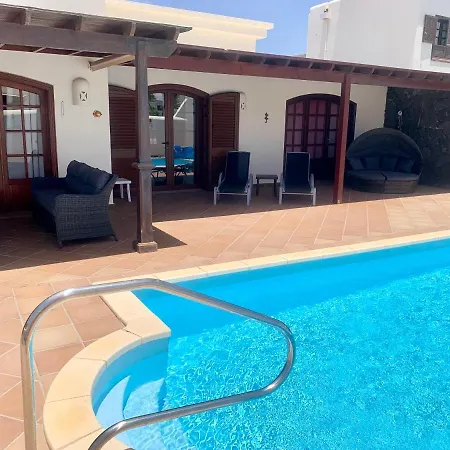 فيلة Beautiful 2 Bed, 2 Bath Detached With Private Pool In A Very Relaxed Area. بلايا بلانكا